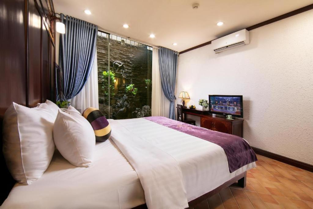 Impressive Boutique Hotel Hanoi Bagian luar foto